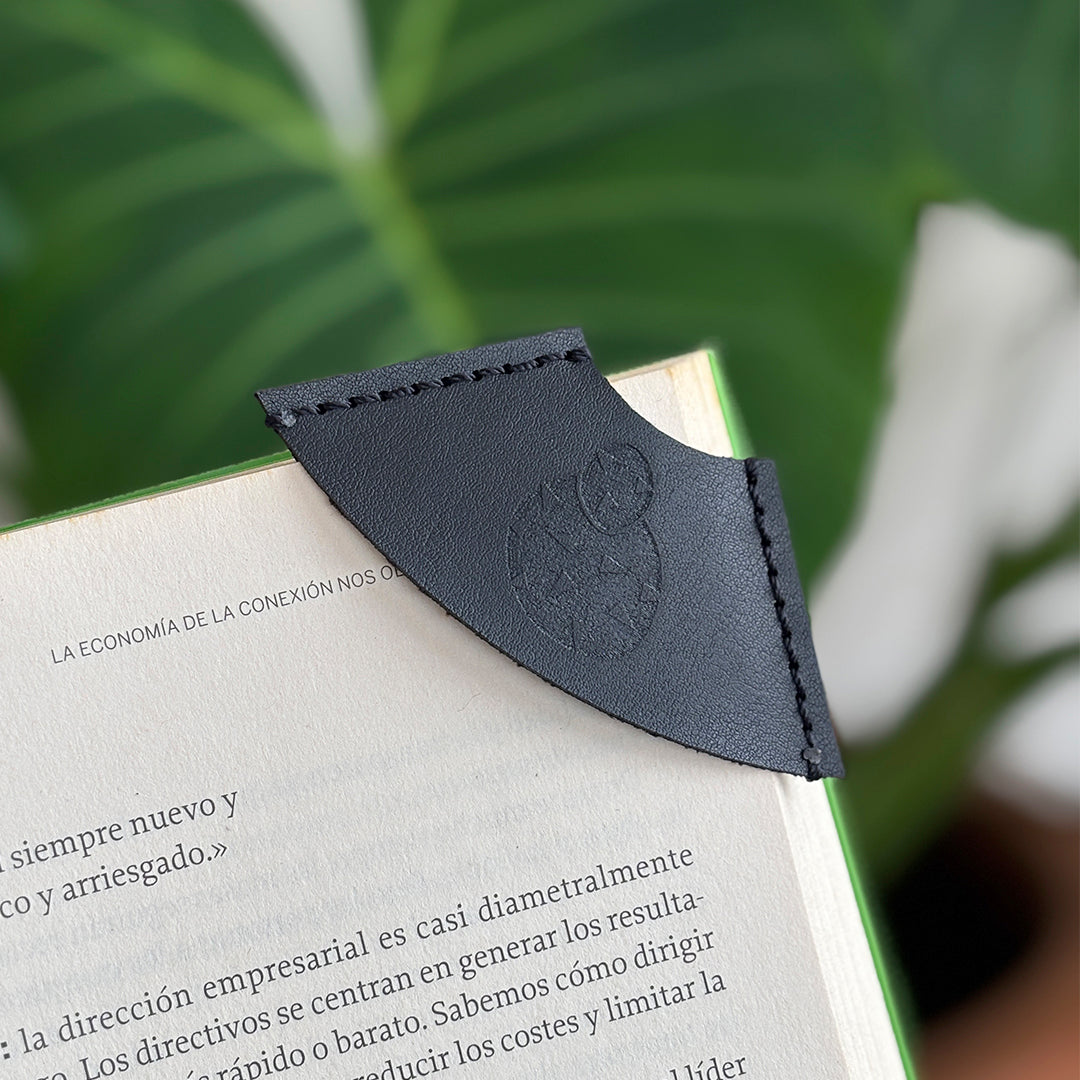 Separador Esquinero Negro